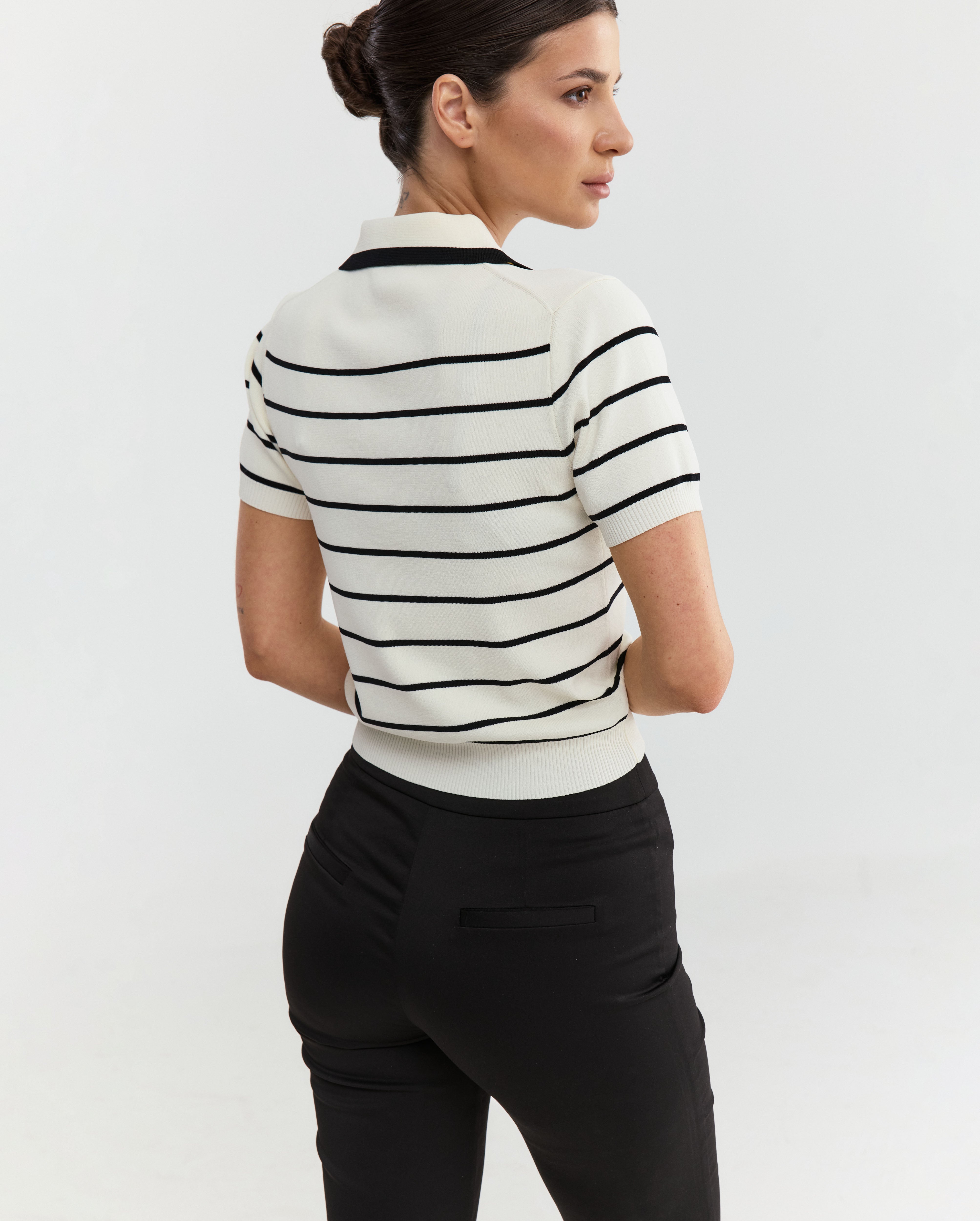 TAILORED CAPRI LEGGINGS